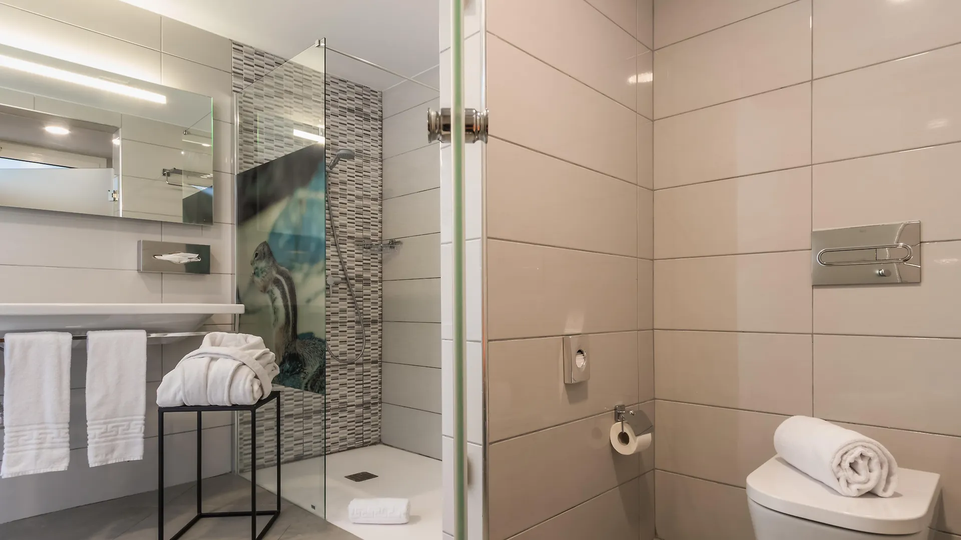 Aparthotel Esquinzo Y Monte Del Mar Playa De Esquinzo Apartment
