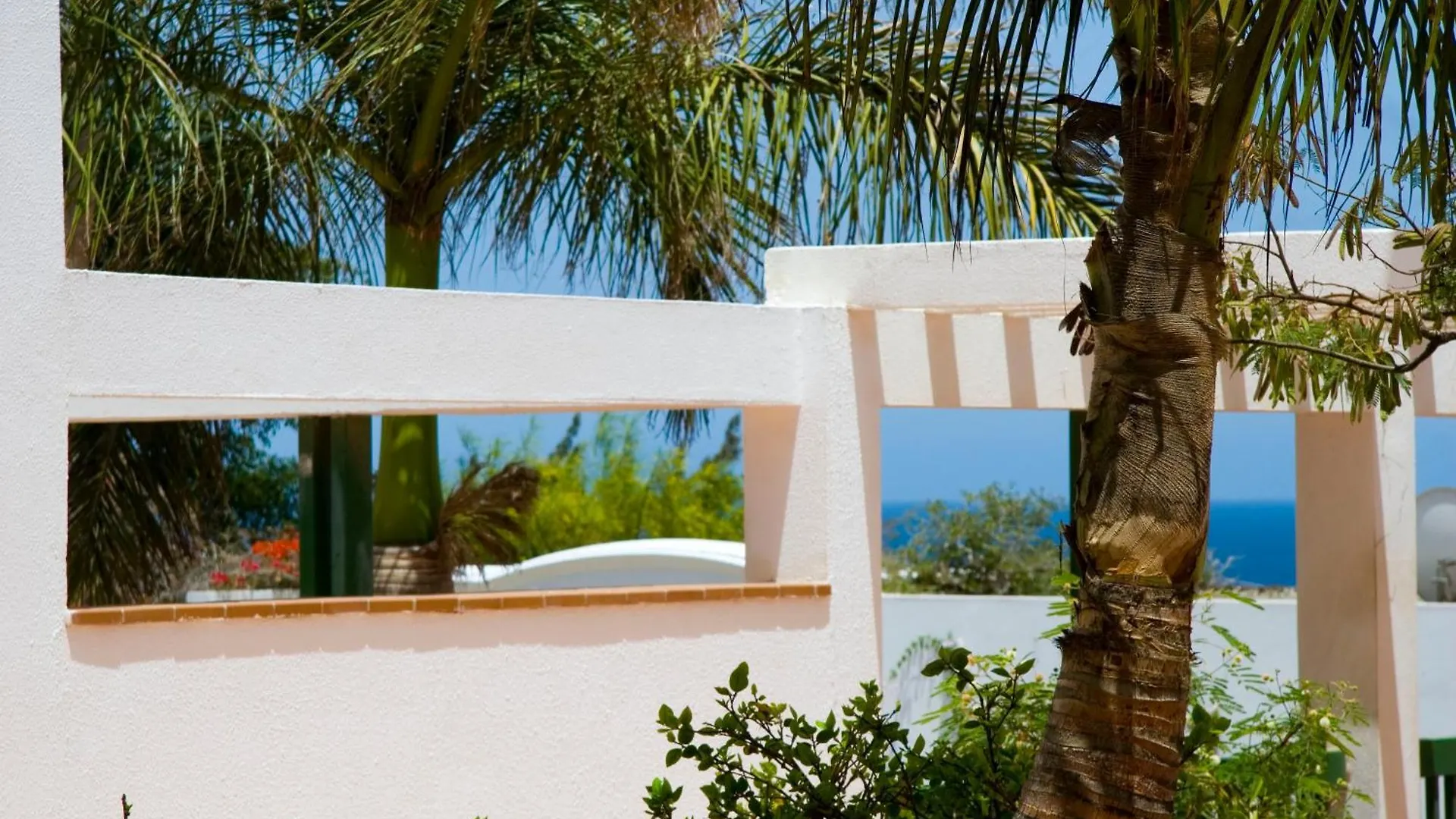 *** Apartman Aparthotel Esquinzo Y Monte Del Mar Playa De Esquinzo Spanyolország